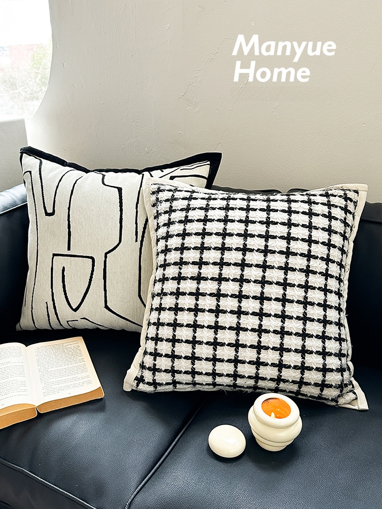Sarung Bantal Kotak-kotak Hita - Home Fragrance In French ulasan dan harga